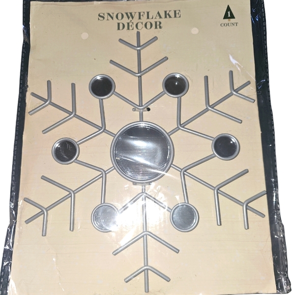 Snowflake Decor - Picture 2 of 2